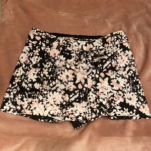 Express high waisted shorts pleated belted 4